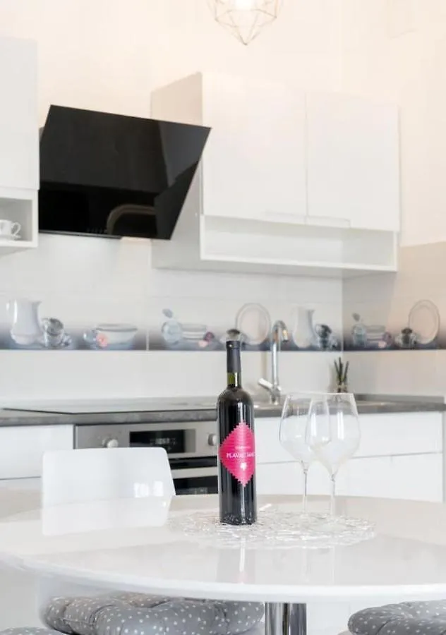 Lägenhet Ferienwohnung In Arbanija Mit Meerblick, Balkon, Klimaanlage, W-Lan 5137-1 Trogir